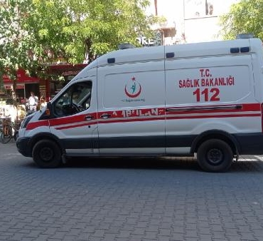 Siirtte iki grup arasında sopa ve bıçaklı borç- alacak kavgası 1 yaralı