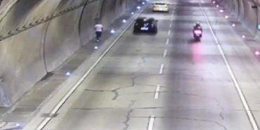 Şişlide tüneldeki yayanın ölüm anı kamerada