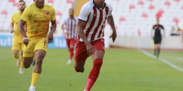 Sivasspor ile Kayserispor hazırlık maçında 2-2 berabere kaldı 1 Sivasspor ile Kayserispor hazırlık maçında 2-2 berabere kaldı