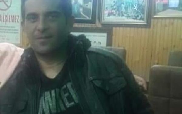 Şoför değişimi için TIRdan indi kamyonet çarptı