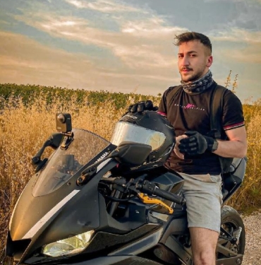 Sosyal medya fenomeni motosiklet kazasında hayatını kaybetti