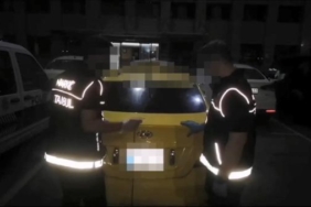 Sultangazi'de durdurulan araçta 565 bin uyuşturucu hap ele geçirildi 28 Sultangazide durdurulan araçta 565 bin uyuşturucu hap ele geçirildi