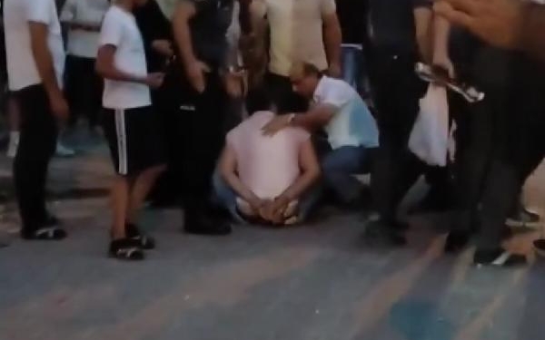 Sultangazi'de ev sahibi ile kiracısı arasında kavga 1 Sultangazide ev sahibi ile kiracısı arasında kavga