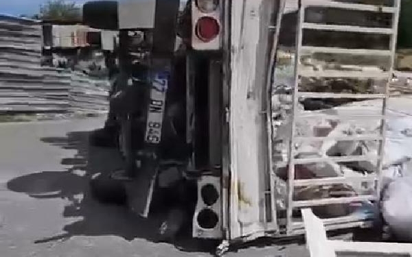 Tatbikata giden arama kurtarma ekibi kazaya denk geldi 6 Tatbikata giden arama kurtarma ekibi kazaya denk geldi