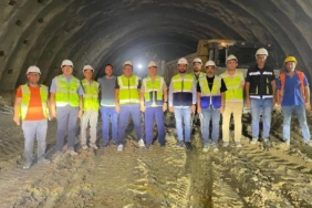 TCDD Genel Müdürü Pezük: Ankara- İzmir YHT hattında önemli ilerleme sağladık 25 TCDD Genel Müdürü Pezük Ankara- İzmir YHT hattında önemli ilerleme sağladık