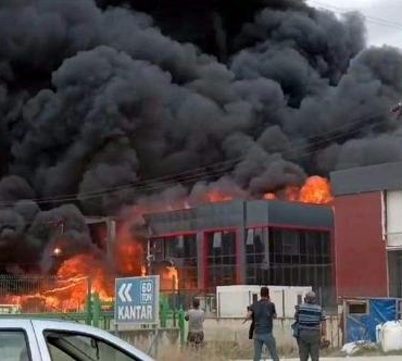 Tekirdağdaki fabrika yangını 9 saatte söndürüldü