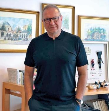 Teknede arı sokan iş insanı hayatını kaybetti