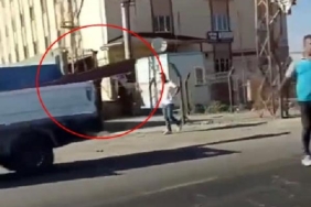 TIRın çarptığı kamyonetteki demir plakanın başına isabet ettiği Efe öldü