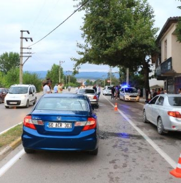 Tokatta zincirleme kazada 8 kişinin yaralandığı kaza anı kamerada