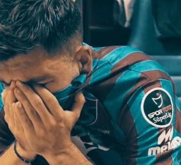 Trabzonsporun İnadıyla Şampiyon belgeselinin gösterimi ertelendi