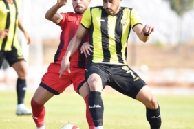 Turgutluda Aliağa FK güldü