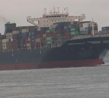 Ukrayna'dan hareket eden 'Joseph Schulte' adlı gemi İstanbul Boğazı'nda 10 Ukraynadan hareket eden Joseph Schulte adlı gemi İstanbul Boğazında
