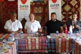 Ümit Özdağ Çanakkalede Zafer Yürüyüşüne katıldı 2