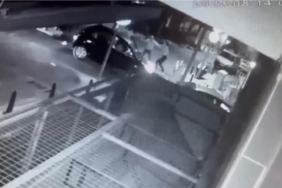 Ümraniye'de kendisine korna çalan sürücü ve arkadaşını bıçakladı 38 Ümraniyede kendisine korna çalan sürücü ve arkadaşını bıçakladı