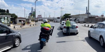 Üsküdar'da denetime takılan taksici üst üste iki ceza yedi 24 Üsküdarda denetime takılan taksici üst üste iki ceza yedi