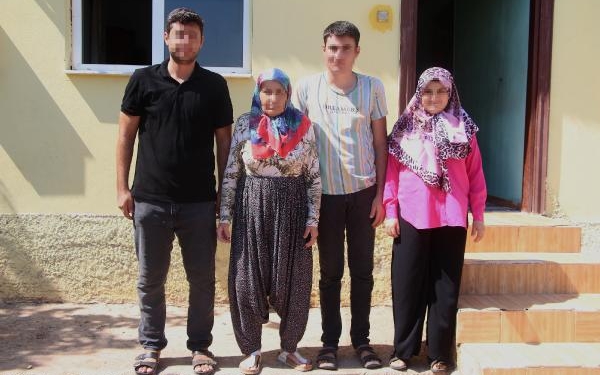 Uzaklaştırması varken evini taşlayıp eşini yaraladı 6 Uzaklaştırması varken evini taşlayıp eşini yaraladı