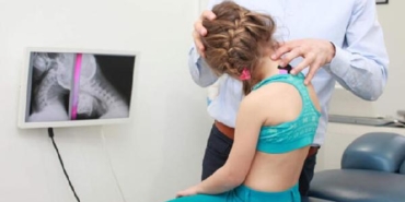 Uzmanı uyardı Skolyoz hastalığında kız çocukları daha yoğun risk altında