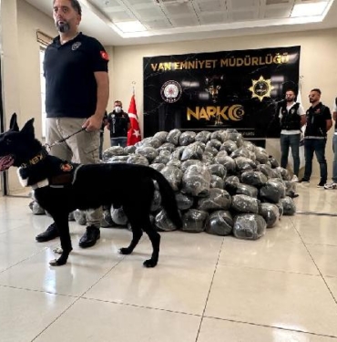 Vanda yılın ilk 7 ayında 3 ton 693 kilo uyuşturucu ele geçti 192 kişi tutuklandı