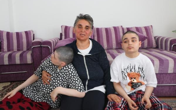 Yetim derneğinden, 2 engelli çocuğu bulunan anneye tahliye ihtarnamesi 1 Yetim derneğinden 2 engelli çocuğu bulunan anneye tahliye ihtarnamesi