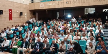 ‘Zaferin İzinde Malazgirt’ belgesel filminin galası yapıldı 13 Zaferin İzinde Malazgirt belgesel filminin galası yapıldı