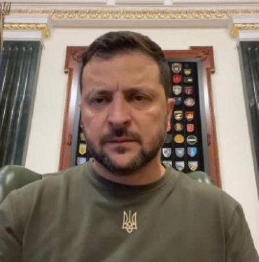 Zelenski askere alım şeflerinin hepsini görevden aldı