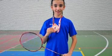 Zeren, doktor tavsiyesiyle başladığı badmintonda Türkiye 3'üncüsü oldu 4 Zeren doktor tavsiyesiyle başladığı badmintonda Türkiye 3üncüsü oldu