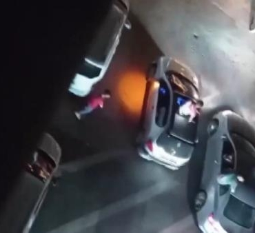 Zeytinburnu'nda asker eğlencesinde havaya rastgele ateş ettiler 9 Zeytinburnunda asker eğlencesinde havaya rastgele ateş ettiler