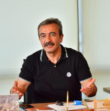 Adana'da, iki belediyeye rüşvet operasyonu: 58 gözaltı (3) 2 Adana'da, iki belediyeye rüşvet operasyonu: 58 gözaltı (3)