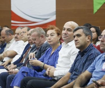 Dr. Selışık: Hayvan yemi olarak kullanılan darı, pirinç pilavının yerini alabilir 4 Dr. Selışık: Hayvan yemi olarak kullanılan darı, pirinç pilavının yerini alabilir