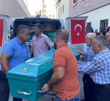 Kayseri'de otomobil ile yolcu otobüsü çarpıştı: 2 ölü, 20 yaralı (2)