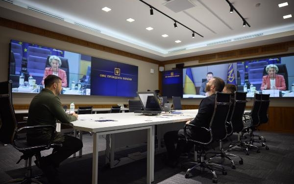 AB’den Ukrayna’ya 1.5 milyar Euroluk finans desteği 1 AB’den Ukrayna’ya 1.5 milyar Euroluk finans desteği