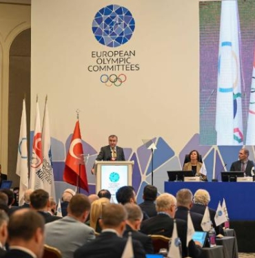 Bakan Bak: Büyük spor organizasyonları düzenlemek ülkemizin bir geleneğidir 3 Bakan Bak: Büyük spor organizasyonları düzenlemek ülkemizin bir geleneğidir