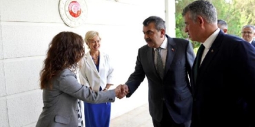 Bakan Tekin, KKTC’de