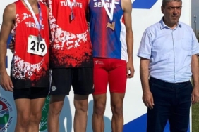 Beden eğitimi öğretmeninin keşfettiği Muhammet Enes, Balkan 2'ncisi oldu