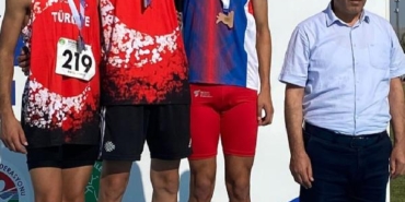 Beden eğitimi öğretmeninin keşfettiği Muhammet Enes, Balkan 2'ncisi oldu