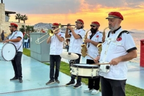 Bodrum Cup'ta Selanik'ten çıkan tekneler Yalıkavak'ta karşılandı