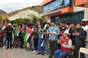 Filistinli Ali Hasan: Ailemden 21 kişi şehit oldu 28 Filistinli Ali Hasan: Ailemden 21 kişi şehit oldu