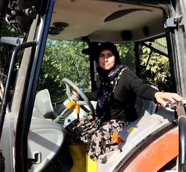 Kadın çiftçilere 21 yılda 15 milyar lira destek 10 Kadın çiftçilere 21 yılda 15 milyar lira destek