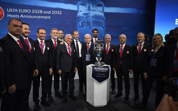 Mehmet Büyükekşi: Çok gururluyuz 1 Mehmet Büyükekşi: Çok gururluyuz