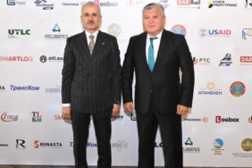 Uraloğlu, Avrasya Ekonomik Birliği Altyapı ve Enerji Bakanı Orozbekoviç ile görüştü