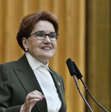 Akşener: Carl Schmitt'in öğrencileri, anayasa değişikliği arayışına girdi/ Fotoğraflar 3 Akşener: Carl Schmitt'in öğrencileri, anayasa değişikliği arayışına girdi/ Fotoğraflar