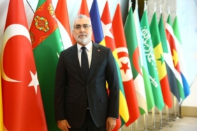 Bakan Işıkhan, Bakü’de