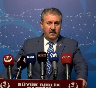 BBP lideri Destici: 50+1 tartışmaya kapalı olmalı 3 BBP lideri Destici: 50+1 tartışmaya kapalı olmalı