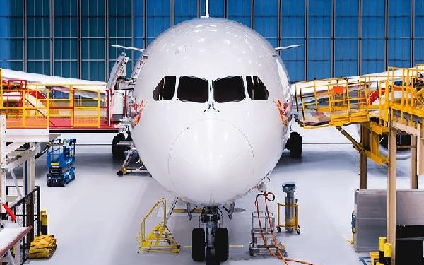 Çevreci yakıtlı uçak, İngiltere'den ABD'ye uçuyor