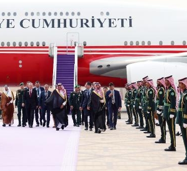 Cumhurbaşkanı Erdoğan, Suudi Arabistan’da 9 Cumhurbaşkanı Erdoğan, Suudi Arabistan’da