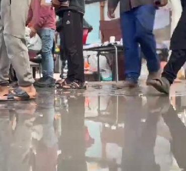 Gazze Şeridi’nde sağanak yağış: Barınaklar yaşanmaz halde