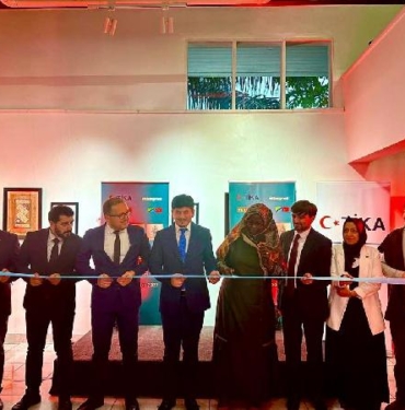 'Hat Eserleri Koleksiyon Sergisi' Tanzanya'da sanatseverlerle buluştu  