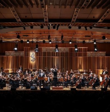 İş Sanat 100'üncü yıl gala konseriyle sezonu açtı