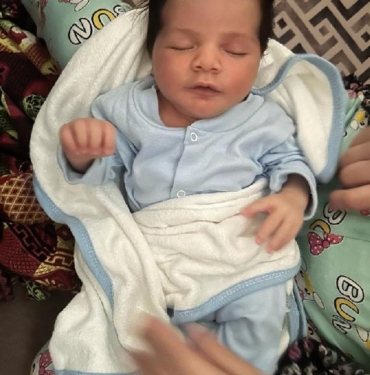 İşgal altındaki Gazze’deki barınakta doğan ‘Adem’ bebek mucizesi