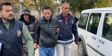 Karadeniz'de, göçmen kaçakçılığına 3 gözaltı